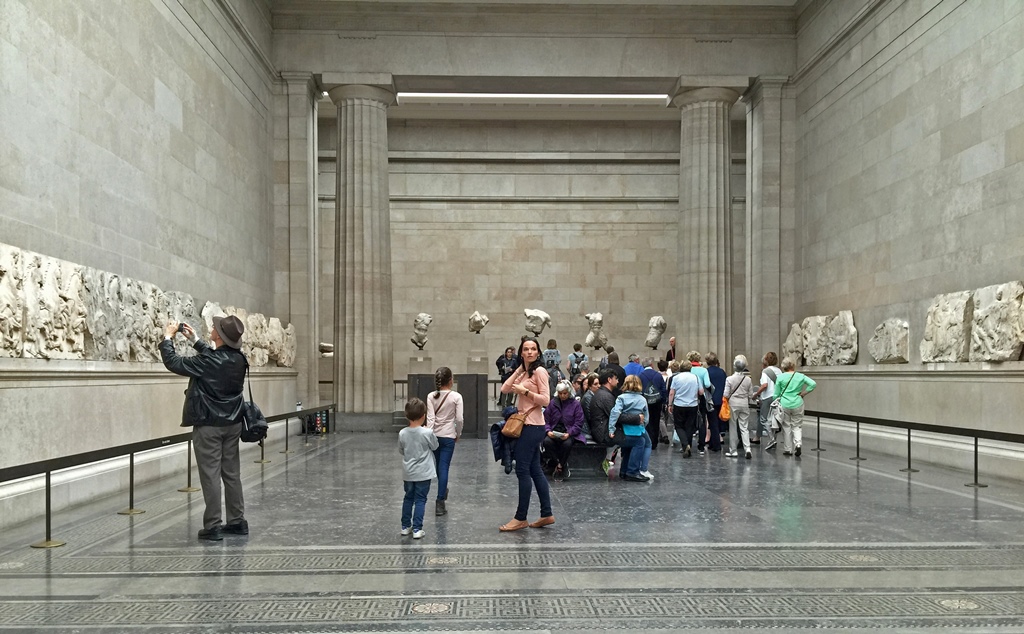 Duveen Gallery with the Parthenon Marbles